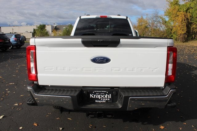 2026 Ford Super Duty F-350 SRW XL