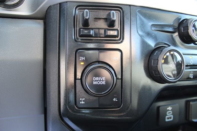 2024 Ford Super Duty F-350 SRW XL