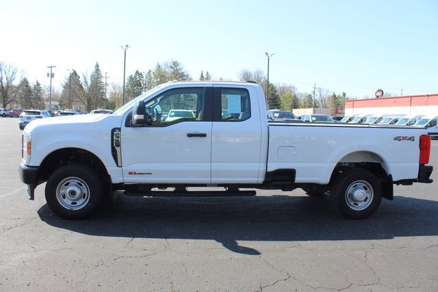 2024 Ford Super Duty F-350 SRW XL