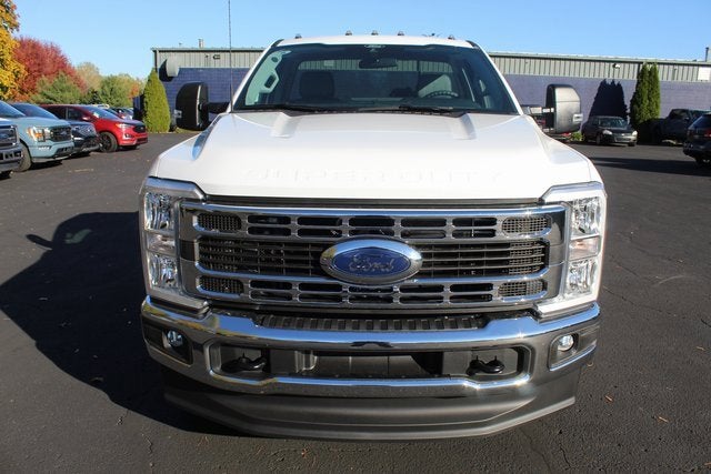 2026 Ford Super Duty F-350 DRW XLT