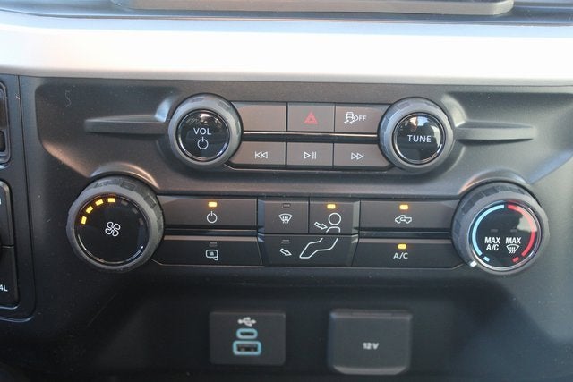 2026 Ford Super Duty F-350 DRW XLT