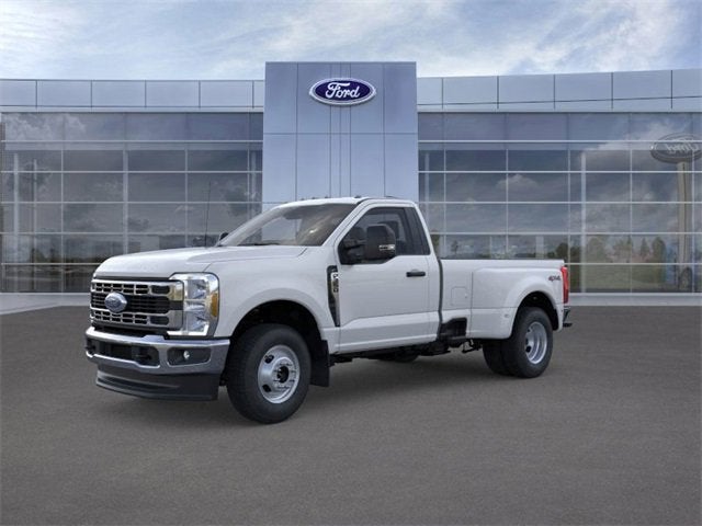 2026 Ford Super Duty F-350 DRW XLT