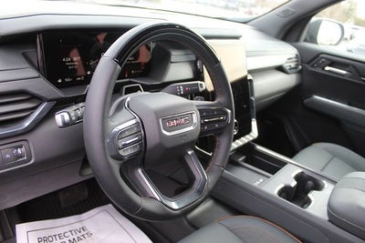 2024 GMC Acadia AWD AT4