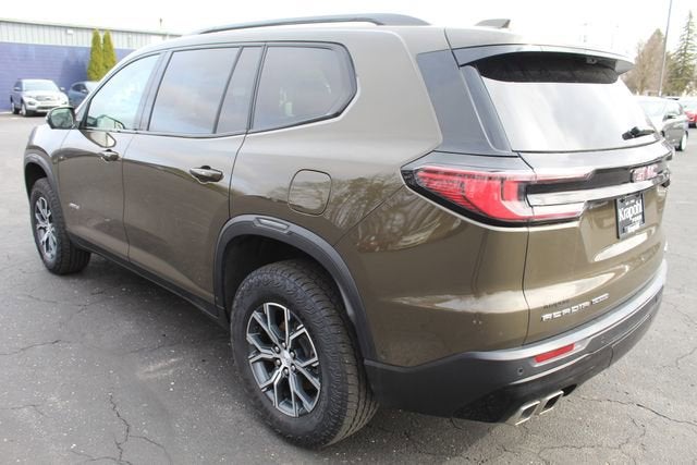 2024 GMC Acadia AWD AT4