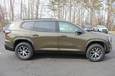 2024 GMC Acadia AWD AT4