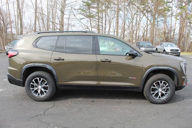 2024 GMC Acadia AWD AT4