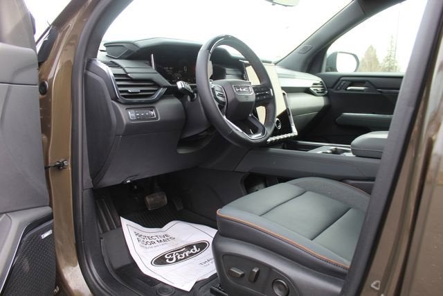 2024 GMC Acadia AWD AT4