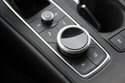 2019 Cadillac XT4 FWD Luxury