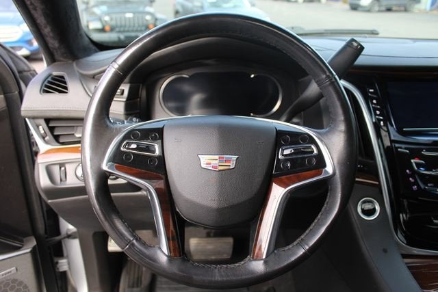 2019 Cadillac Escalade Luxury