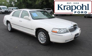 2004 Lincoln Town Car Signature
