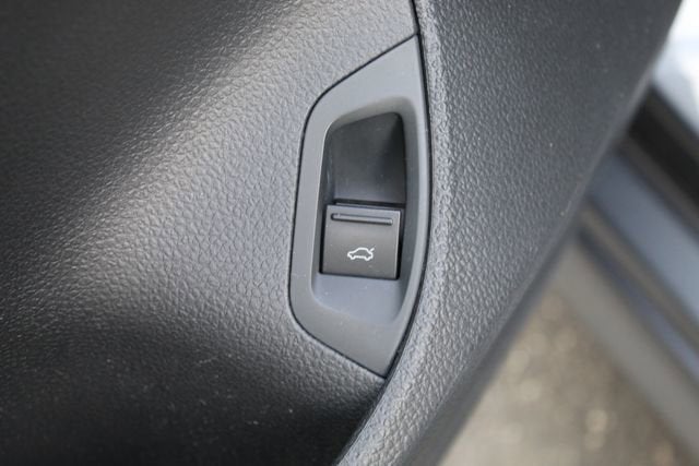 2015 Volkswagen Passat 1.8T Limited Edition