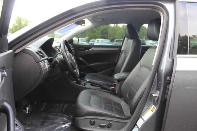2015 Volkswagen Passat 1.8T Limited Edition