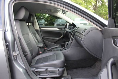 2015 Volkswagen Passat 1.8T Limited Edition
