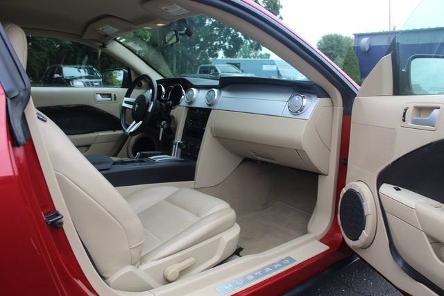 2009 Ford Mustang V6