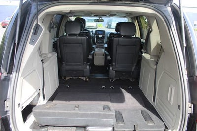 2011 Chrysler Town & Country Limited
