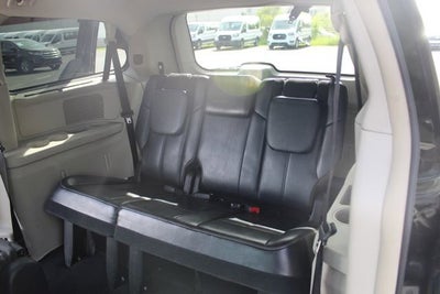2011 Chrysler Town & Country Limited