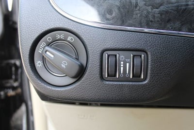 2011 Chrysler Town & Country Limited