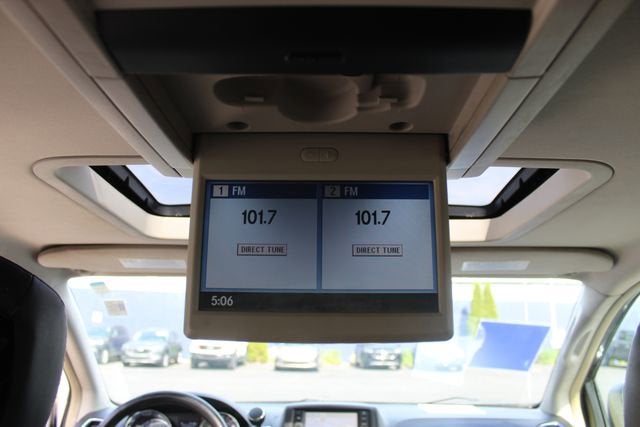 2011 Chrysler Town & Country Limited
