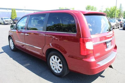 2015 Chrysler Town & Country Touring