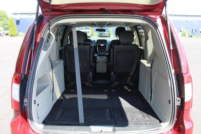 2015 Chrysler Town & Country Touring