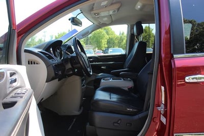 2015 Chrysler Town & Country Touring