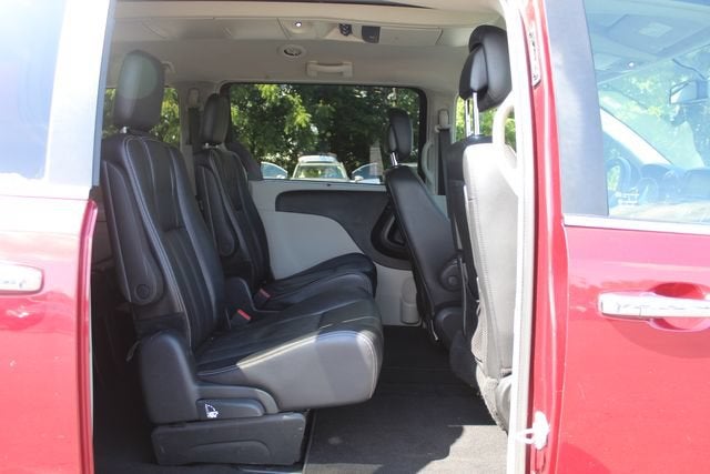 2015 Chrysler Town & Country Touring