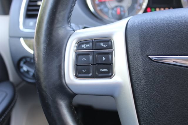 2015 Chrysler Town & Country Touring