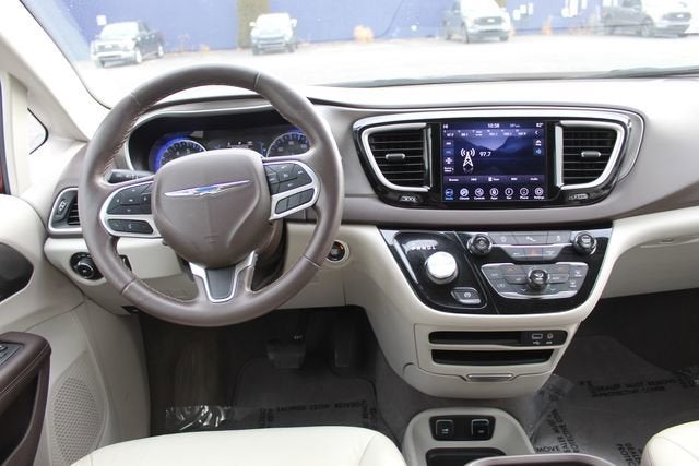 2018 Chrysler Pacifica Touring L