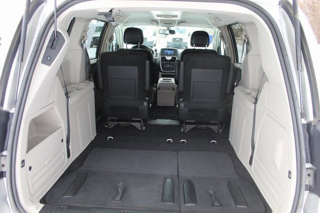 2012 Chrysler Town & Country Touring