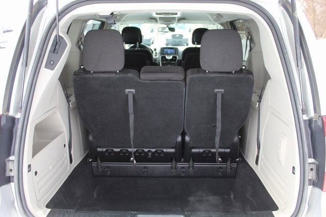 2012 Chrysler Town & Country Touring