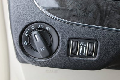 2012 Chrysler Town & Country Touring