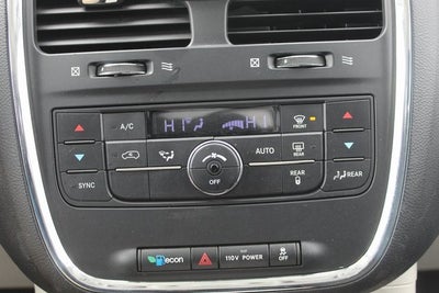 2012 Chrysler Town & Country Touring