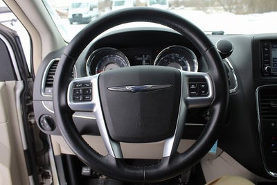 2012 Chrysler Town & Country Touring