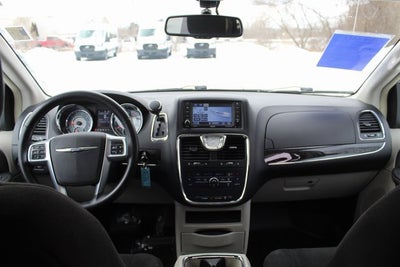 2012 Chrysler Town & Country Touring