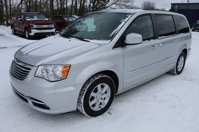 2012 Chrysler Town & Country Touring
