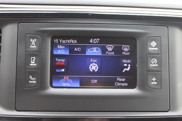 2017 Chrysler Pacifica Touring