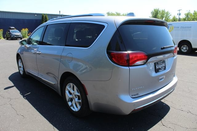 2020 Chrysler Pacifica Limited