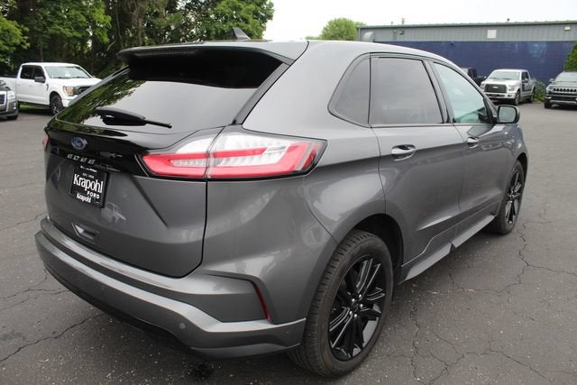 2022 Ford Edge ST Line