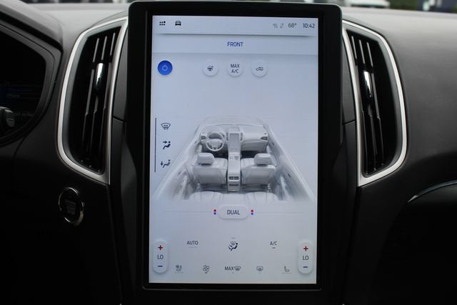 2022 Ford Edge ST Line