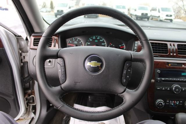 2011 Chevrolet Impala LT Retail