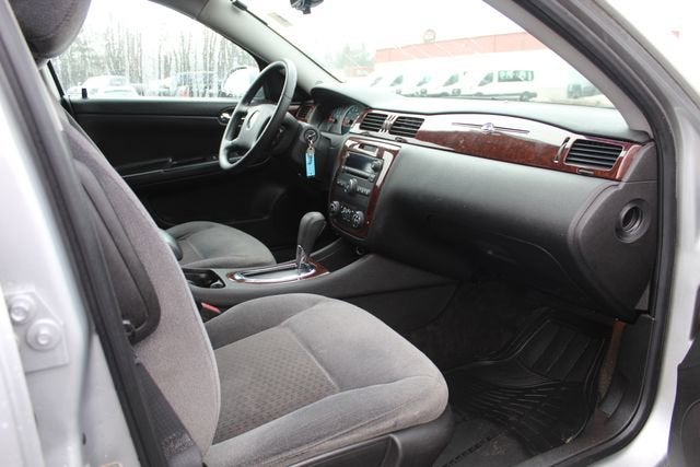 2011 Chevrolet Impala LT Retail