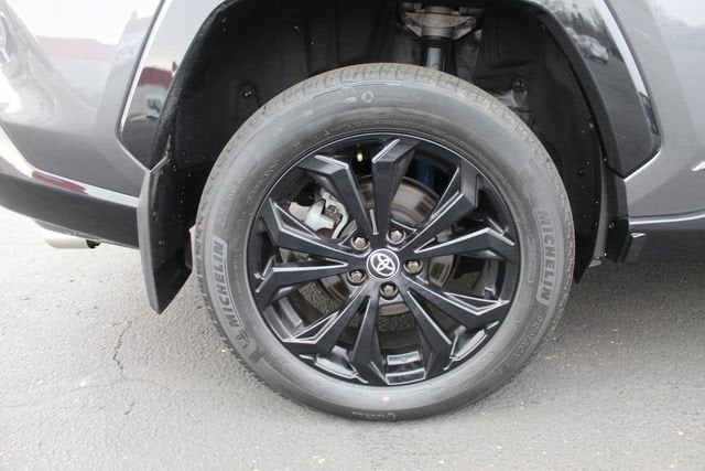 2023 Toyota RAV4 Hybrid SE