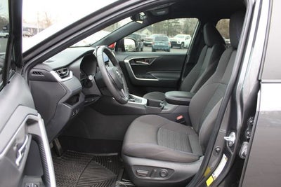 2023 Toyota RAV4 Hybrid SE