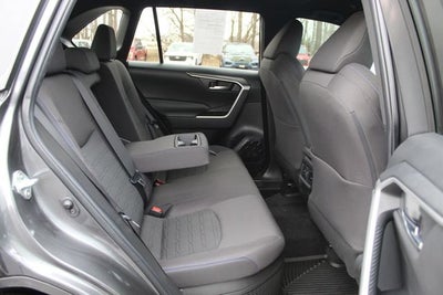 2023 Toyota RAV4 Hybrid SE