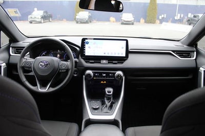 2023 Toyota RAV4 Hybrid SE