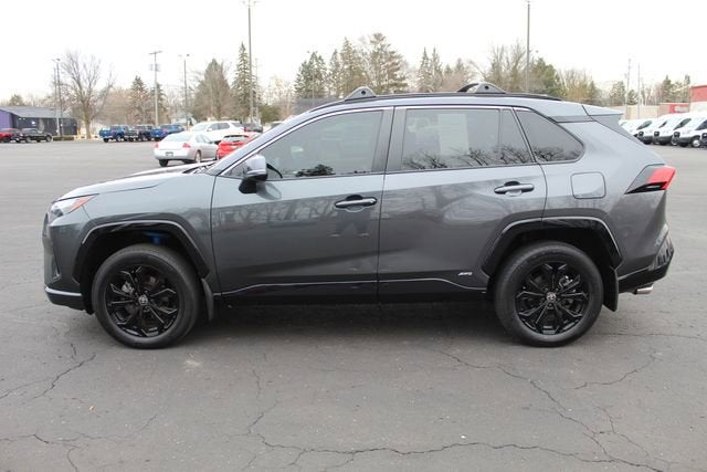 2023 Toyota RAV4 Hybrid SE