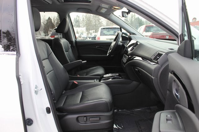 2022 Honda Pilot Touring 7-Passenger