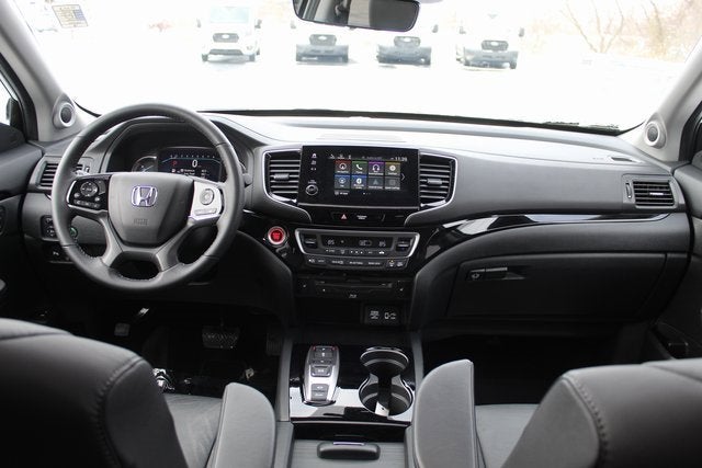 2022 Honda Pilot Touring 7-Passenger