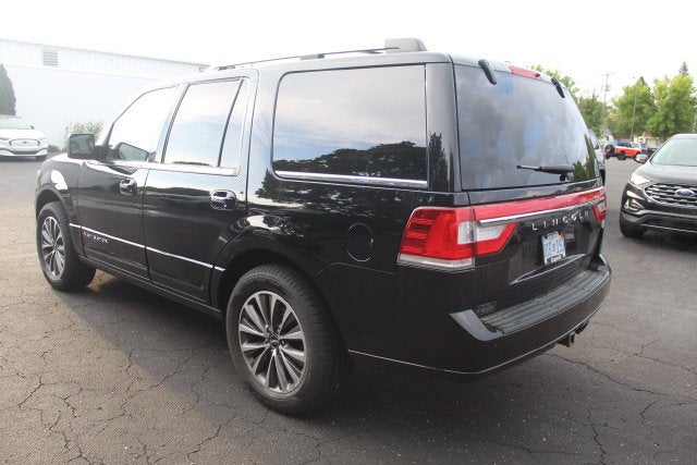 2016 Lincoln Navigator Select