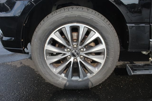 2016 Lincoln Navigator Select